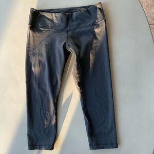 Lululemon black yoga pants size L